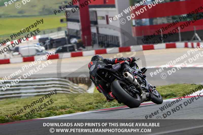 cadwell no limits trackday;cadwell park;cadwell park photographs;cadwell trackday photographs;enduro digital images;event digital images;eventdigitalimages;navarra;no limits trackdays;peter wileman photography;racing digital images;trackday digital images;trackday photos